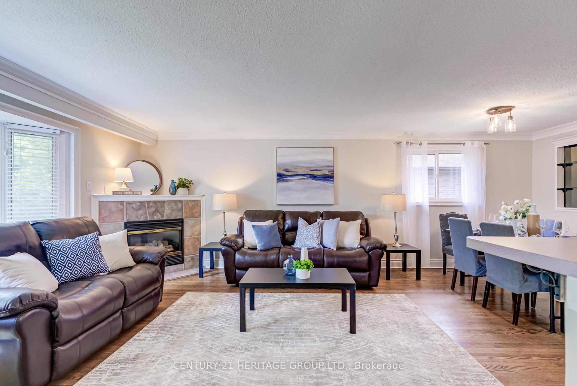 Photo 2 of 17 Cowling Crescent, Ajax, South East — HOMEH