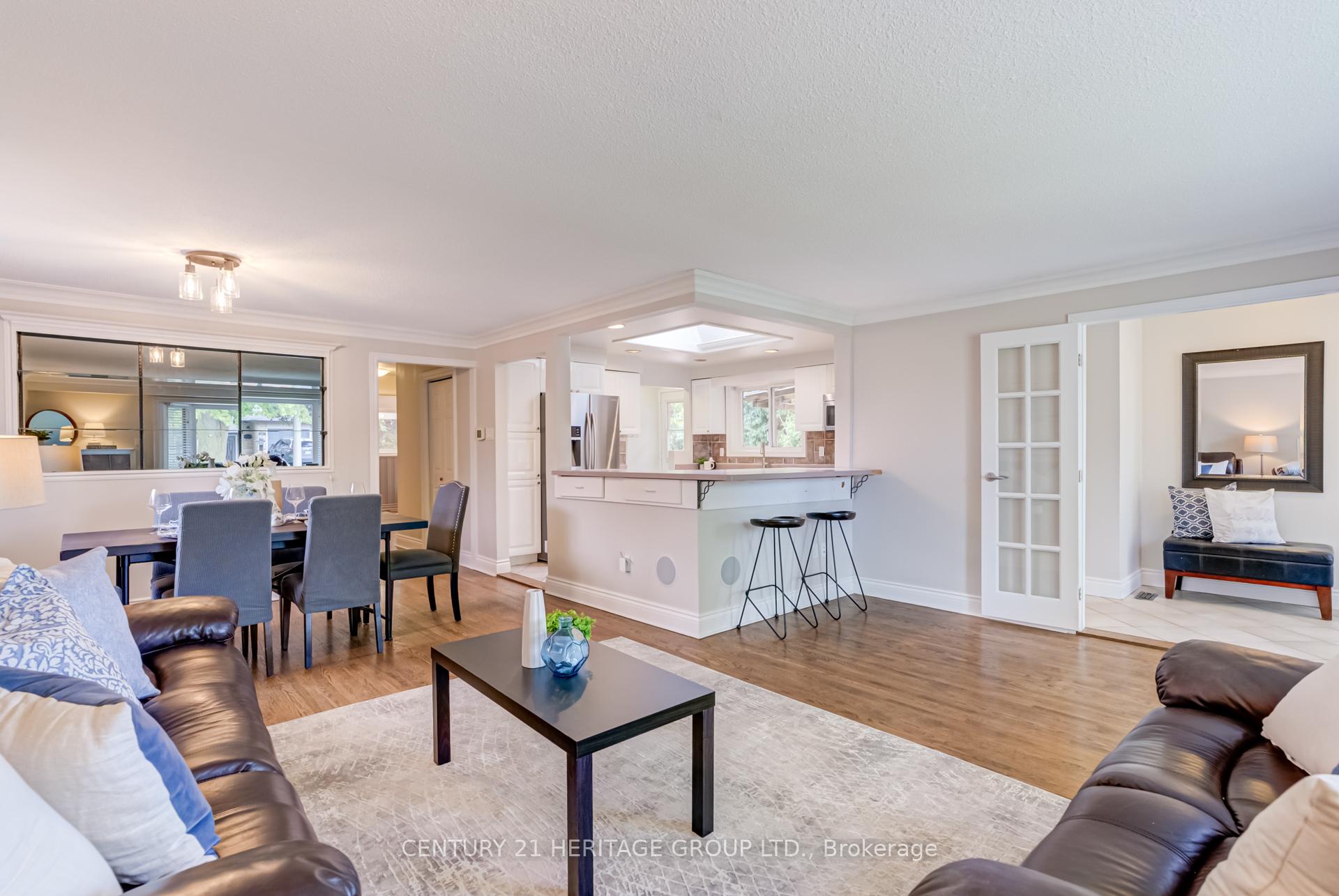 Photo 4 of 17 Cowling Crescent, Ajax, South East — HOMEH