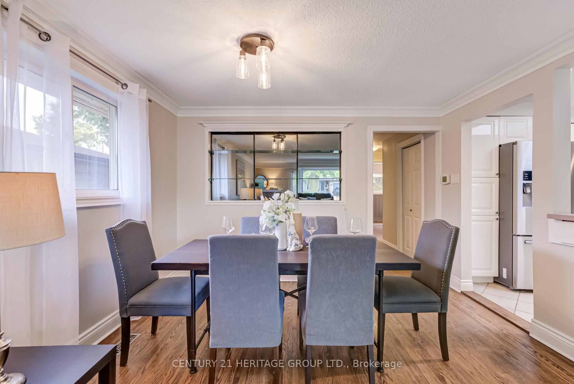Photo 5 of 17 Cowling Crescent, Ajax, South East — HOMEH
