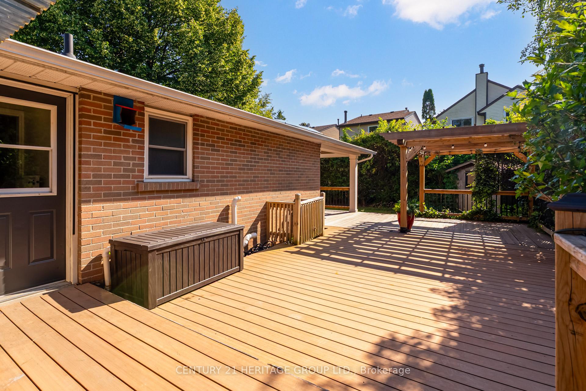 Photo 25 of 17 Cowling Crescent, Ajax, South East — HOMEH