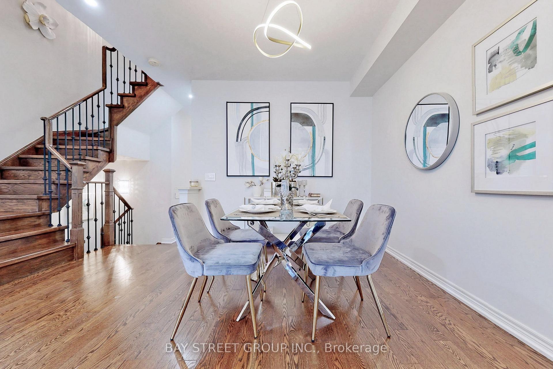 Photo 6 of 4 Elihof Drive, Vaughan, Patterson — HOMEH
