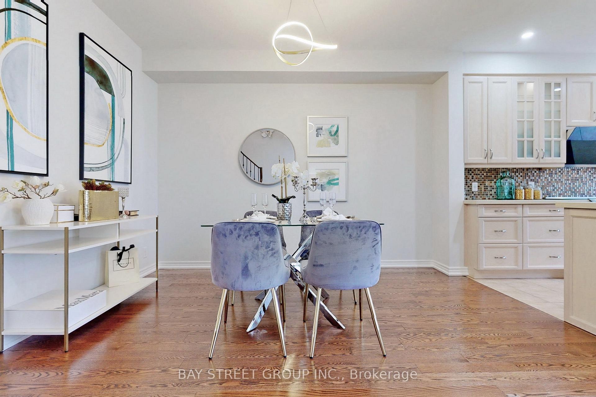 Photo 9 of 4 Elihof Drive, Vaughan, Patterson — HOMEH