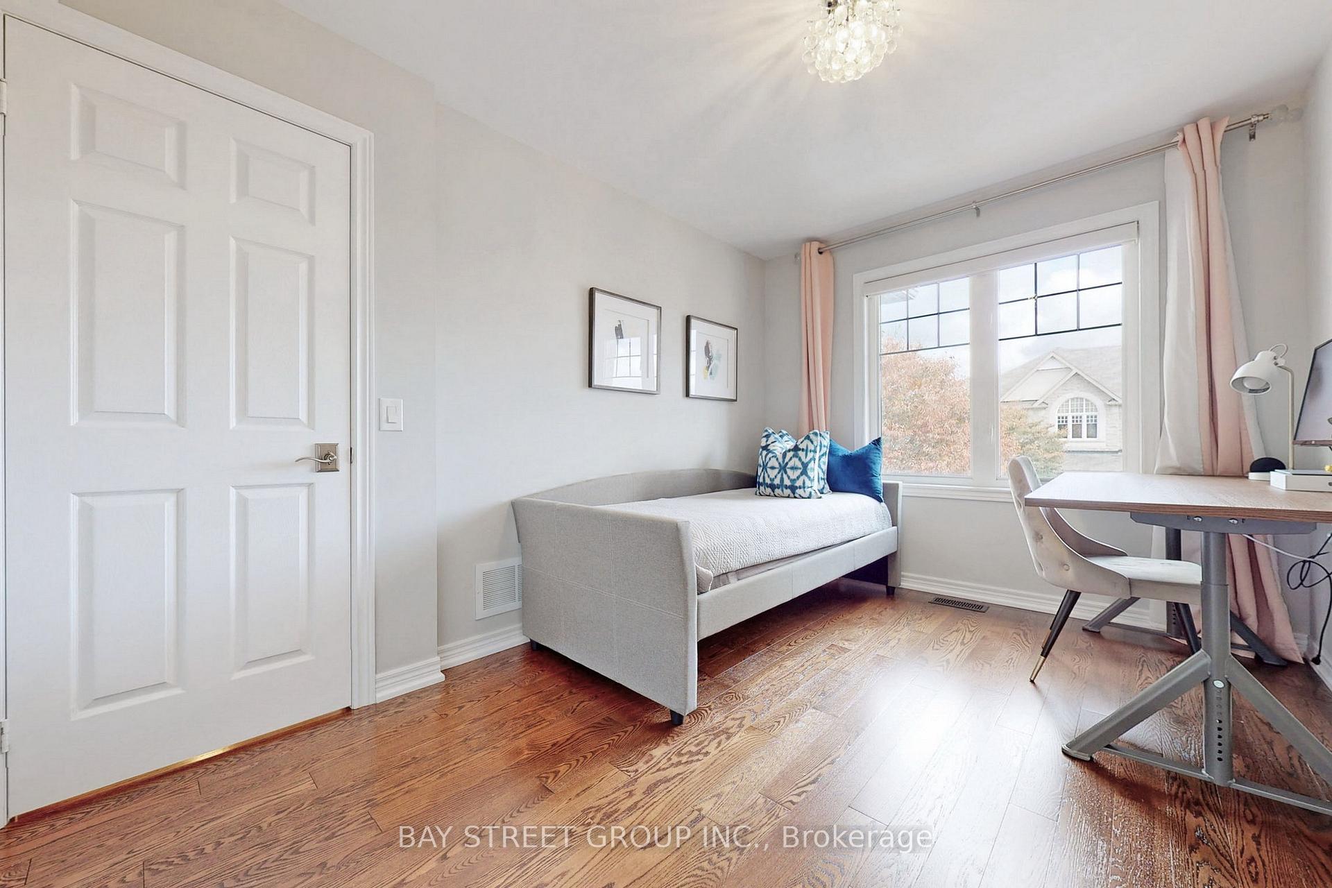 Photo 21 of 4 Elihof Drive, Vaughan, Patterson — HOMEH