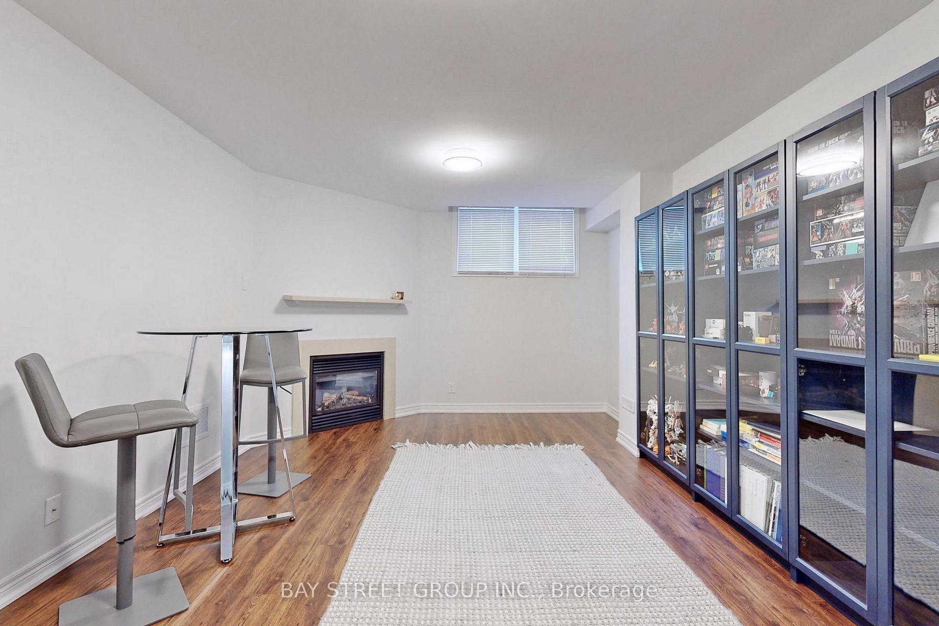 Photo 23 of 4 Elihof Drive, Vaughan, Patterson — HOMEH