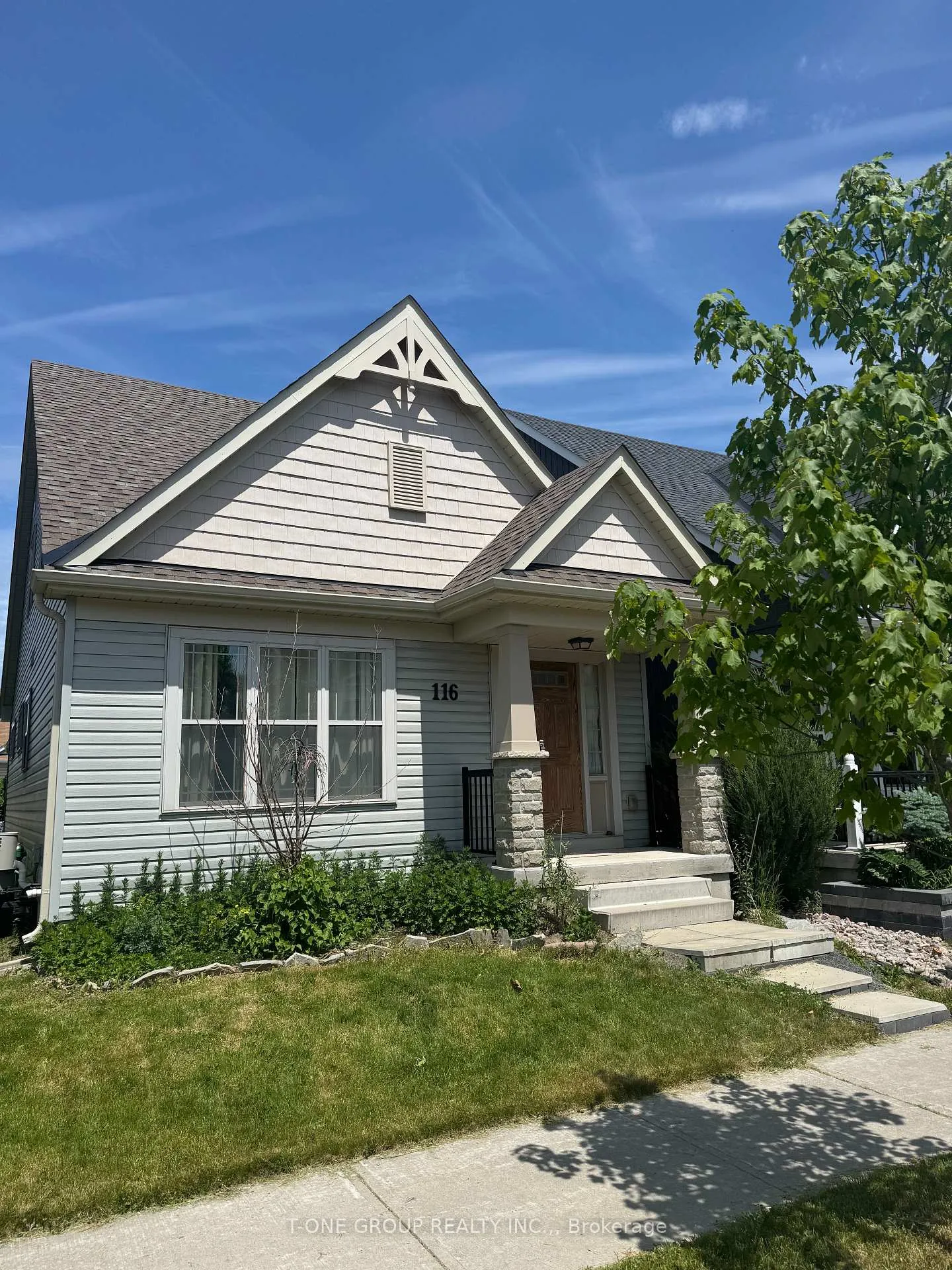 Front of 116 Rothwell Gardens