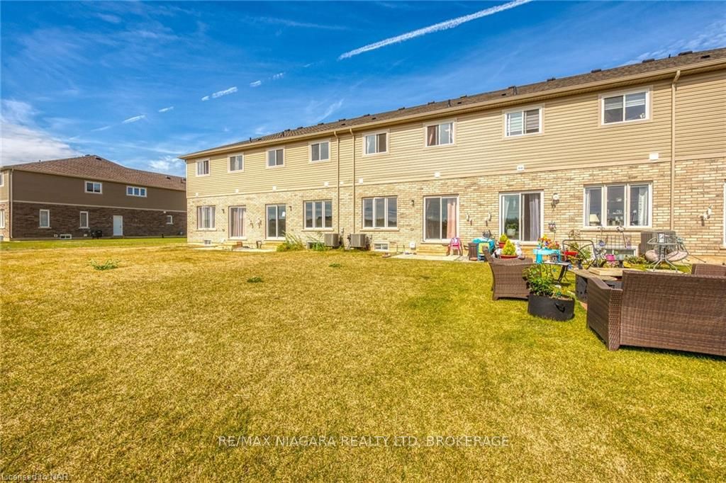 Photo 30 of 35 Sycamore Street, Welland, West Welland — HOMEH