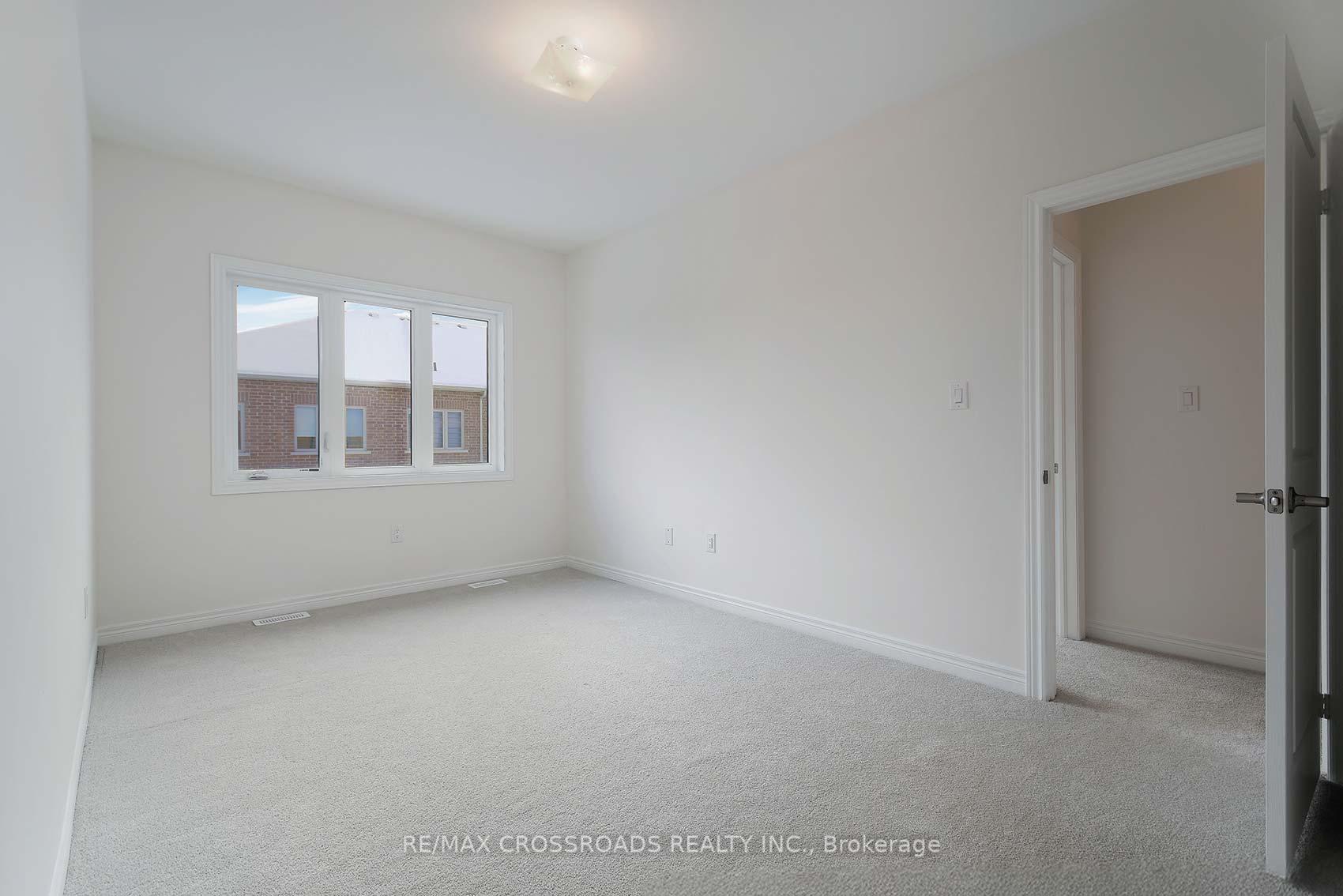 Photo 14 of 75 Kinloss Street, Vaughan, Kleinburg — HOMEH