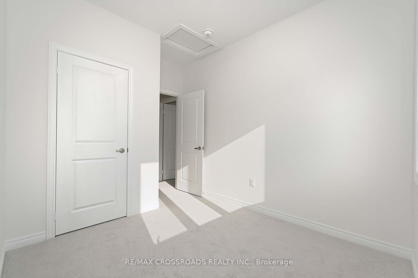 Photo 20 of 75 Kinloss Street, Vaughan, Kleinburg — HOMEH