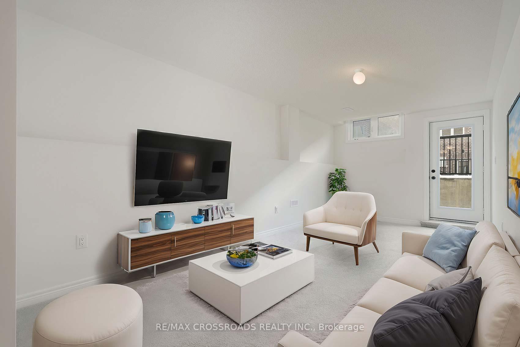 Photo 30 of 75 Kinloss Street, Vaughan, Kleinburg — HOMEH