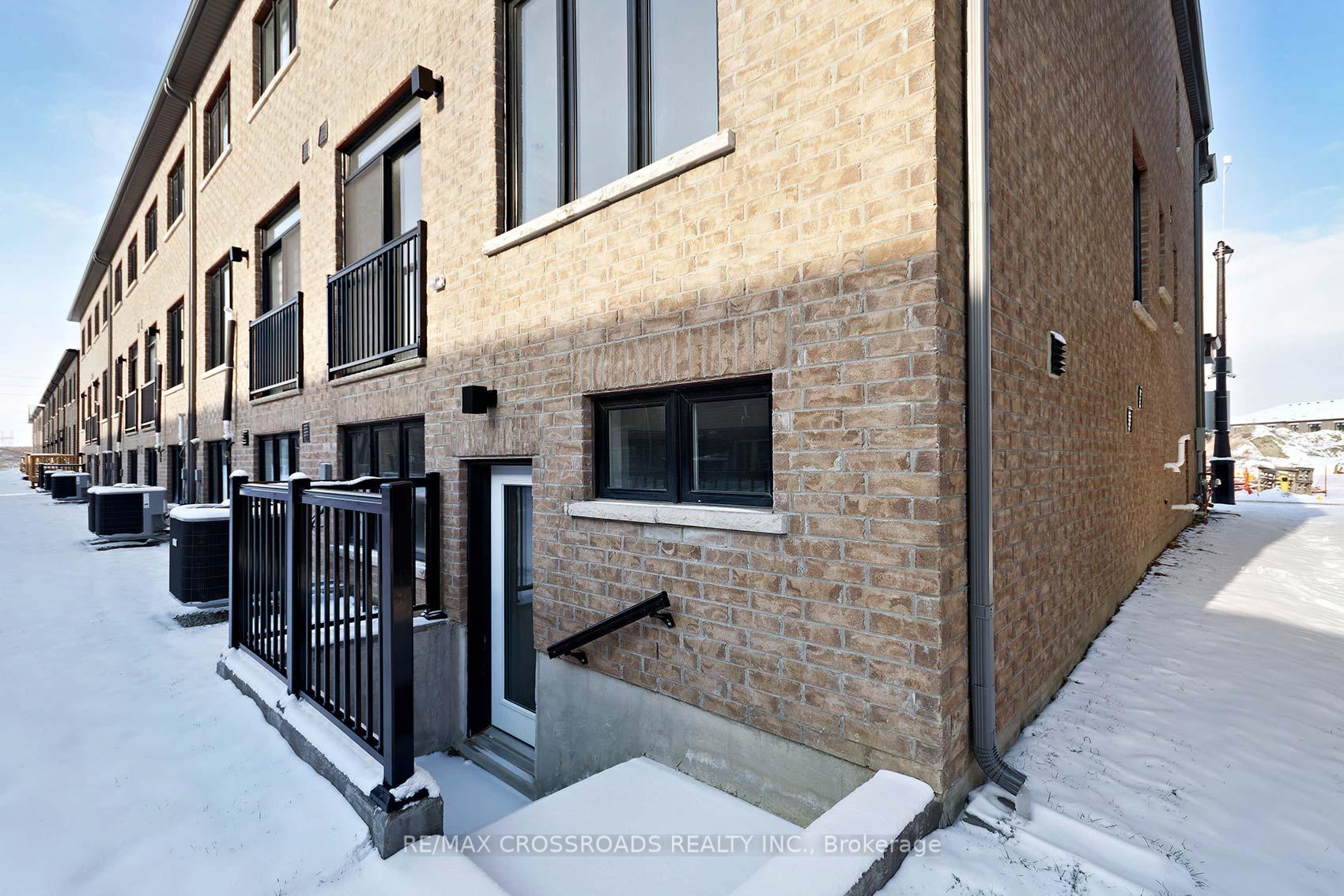 Photo 36 of 75 Kinloss Street, Vaughan, Kleinburg — HOMEH
