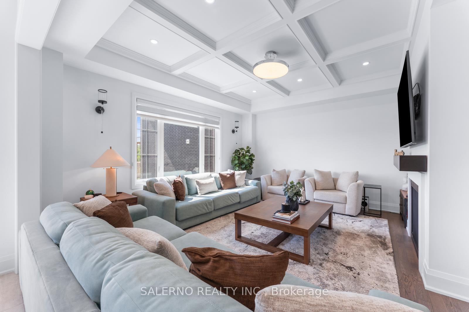 Photo 16 of 530 Kleinburg Summit Way, Vaughan, Kleinburg — HOMEH