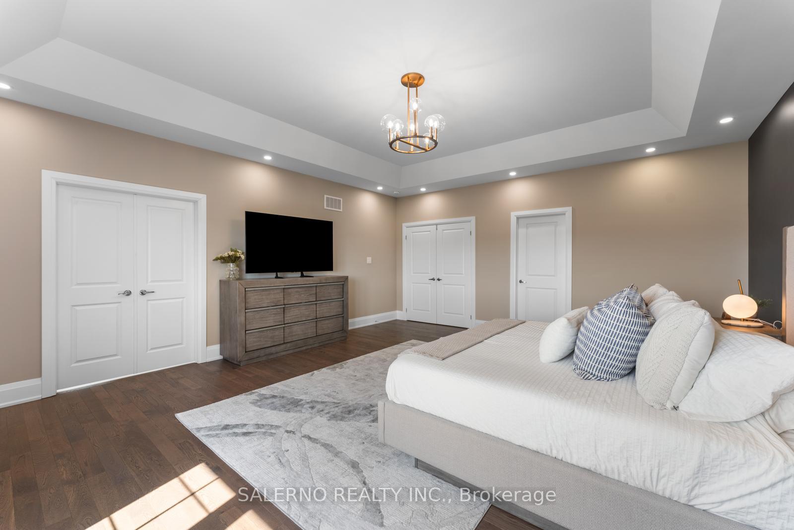 Photo 24 of 530 Kleinburg Summit Way, Vaughan, Kleinburg — HOMEH