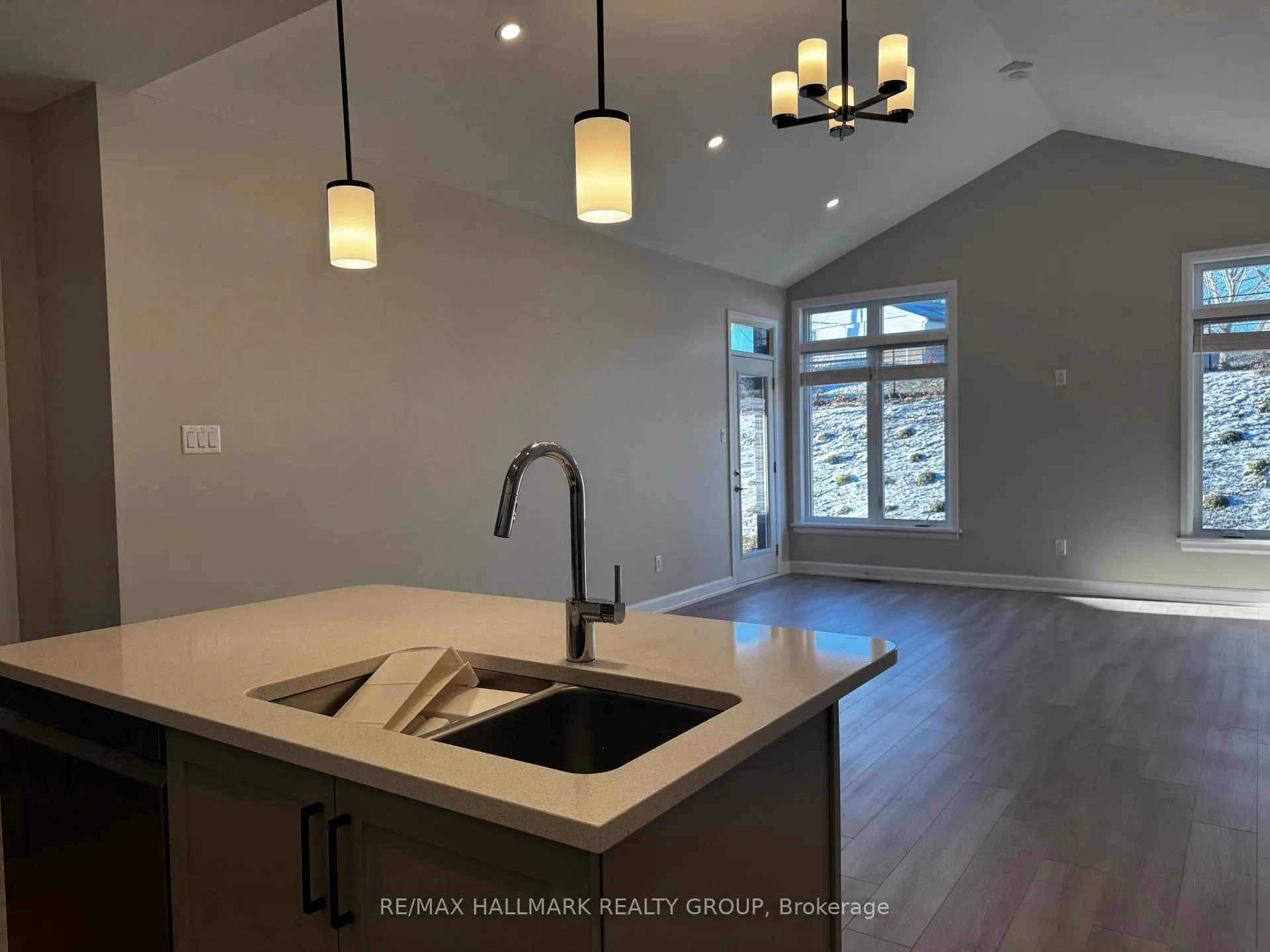 Photo 13 of 1497 Flanders Road, Brockville — HOMEH