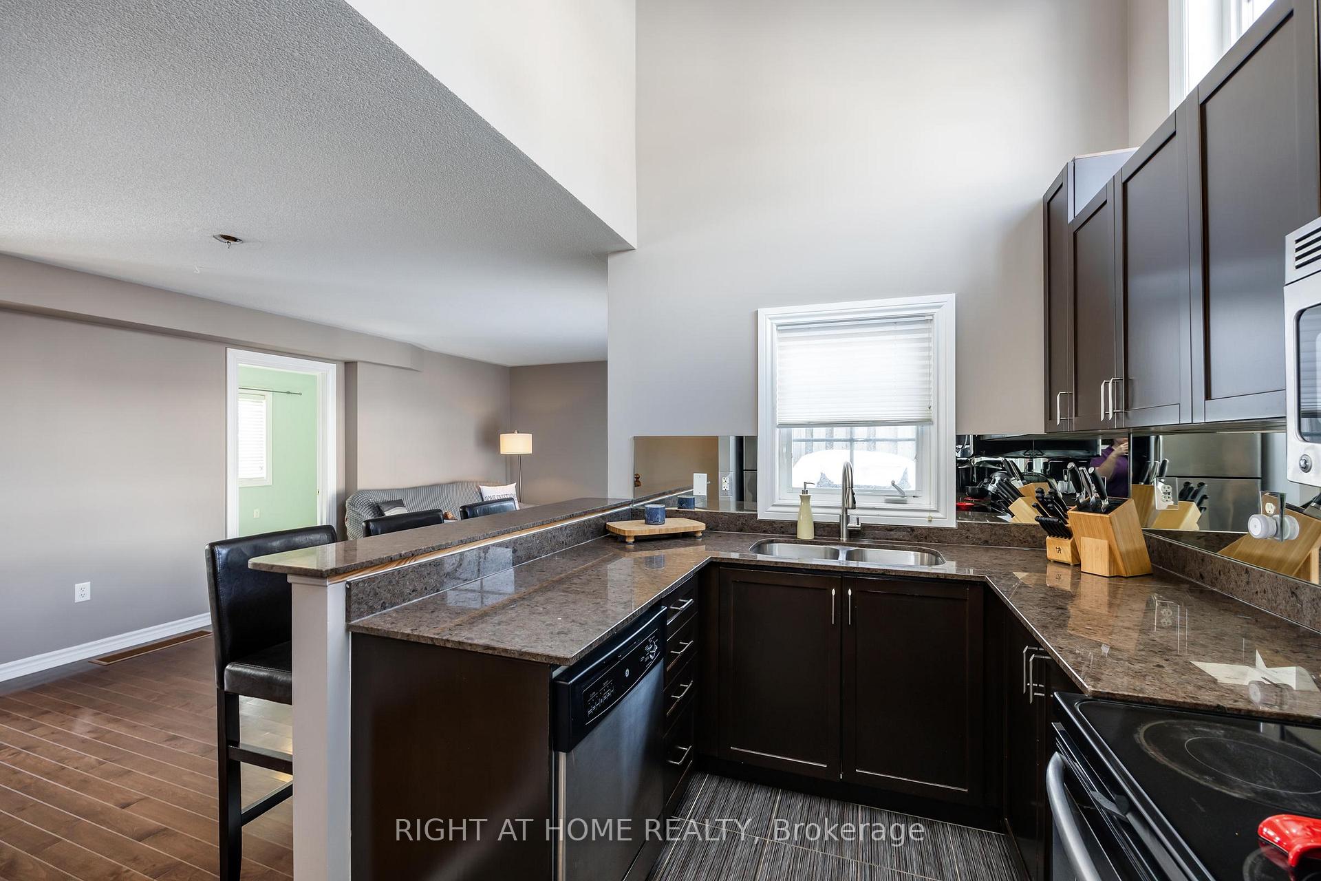 Photo 8 of 68 Wicker Park Way, Whitby, Pringle Creek — HOMEH