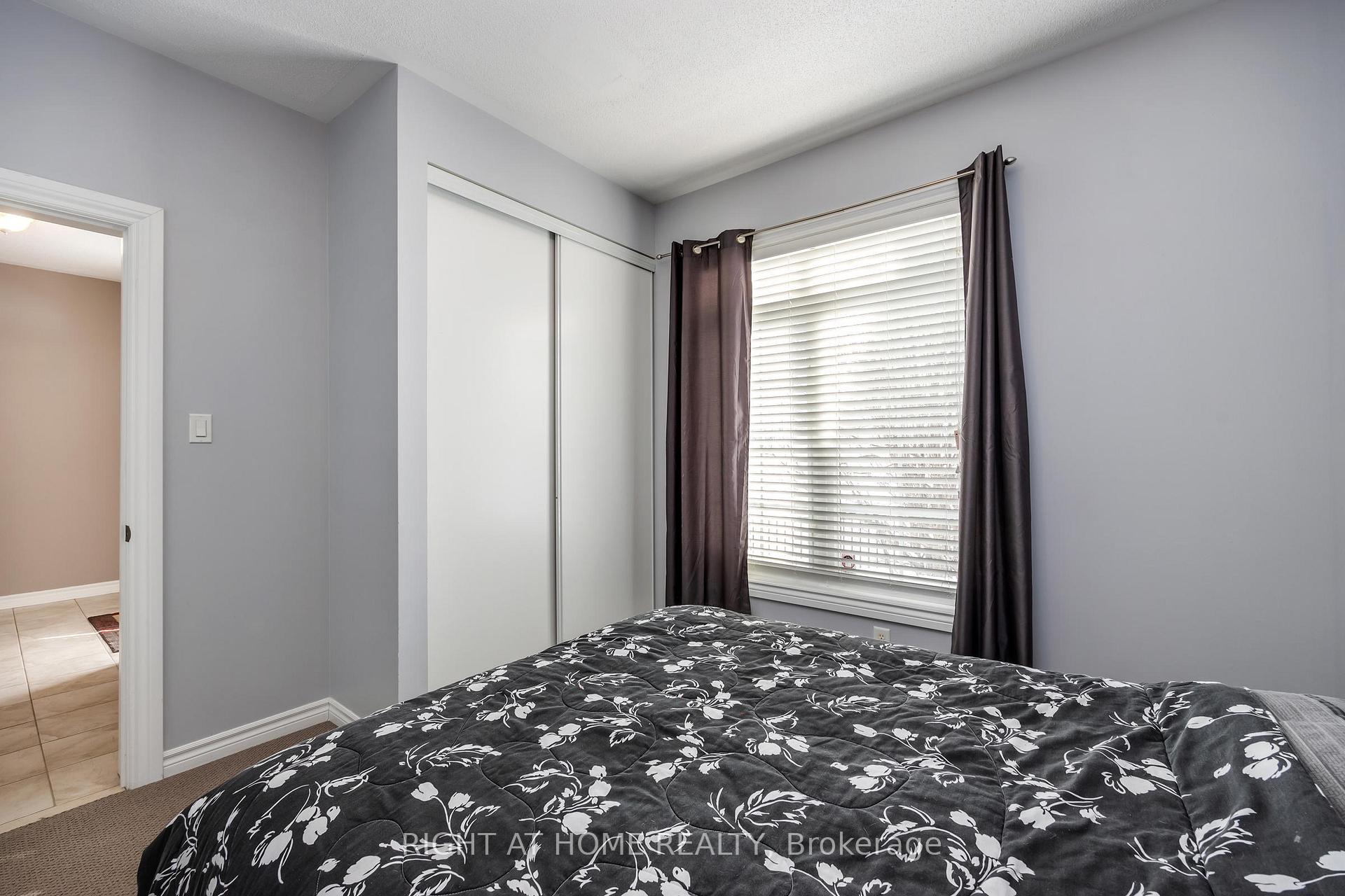 Photo 23 of 68 Wicker Park Way, Whitby, Pringle Creek — HOMEH