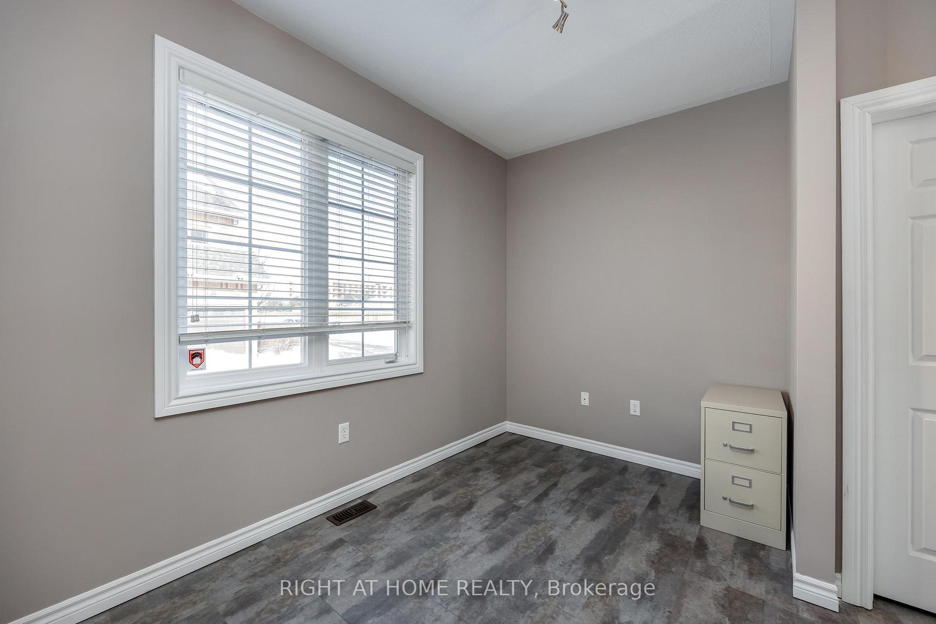Photo 25 of 68 Wicker Park Way, Whitby, Pringle Creek — HOMEH