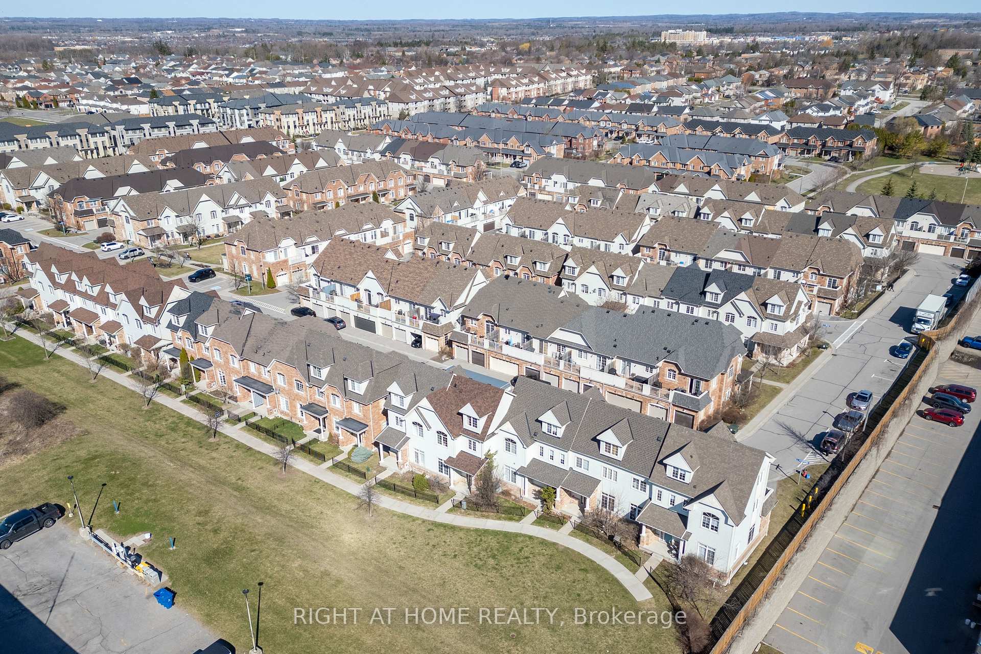 Photo 37 of 68 Wicker Park Way, Whitby, Pringle Creek — HOMEH
