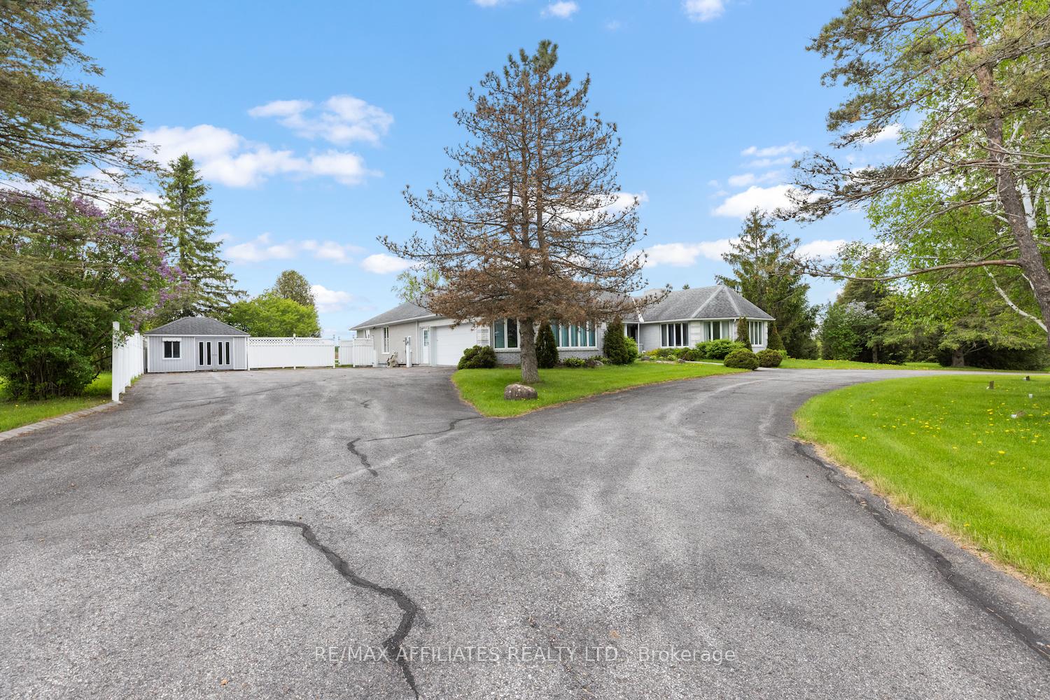 Photo 2 of 461 Campbell Side Road, Beckwith, Beckwith Twp — HOMEH