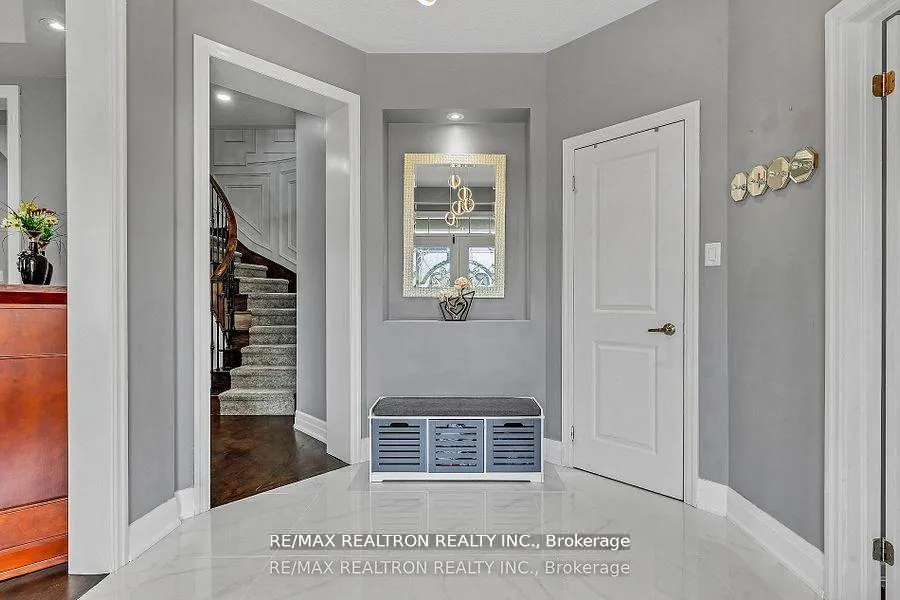 Photo 7 of 460 Gulfstream Avenue, Oshawa, Windfields — HOMEH