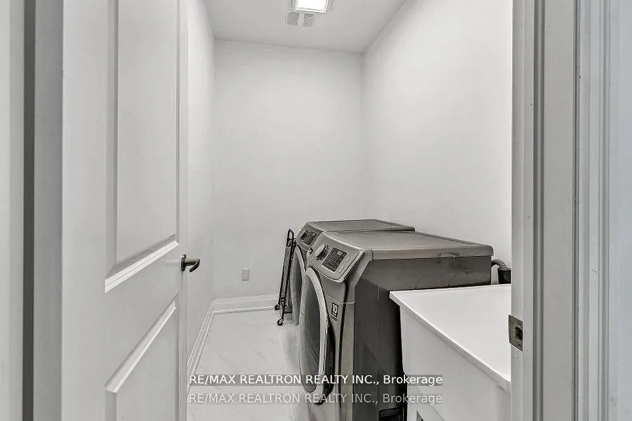 Photo 26 of 460 Gulfstream Avenue, Oshawa, Windfields — HOMEH