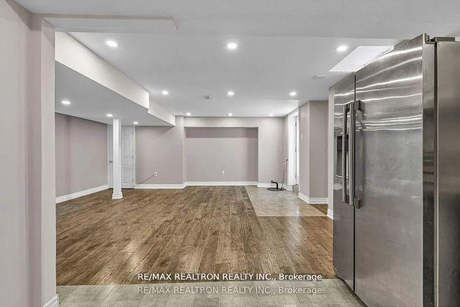 Photo 32 of 460 Gulfstream Avenue, Oshawa, Windfields — HOMEH
