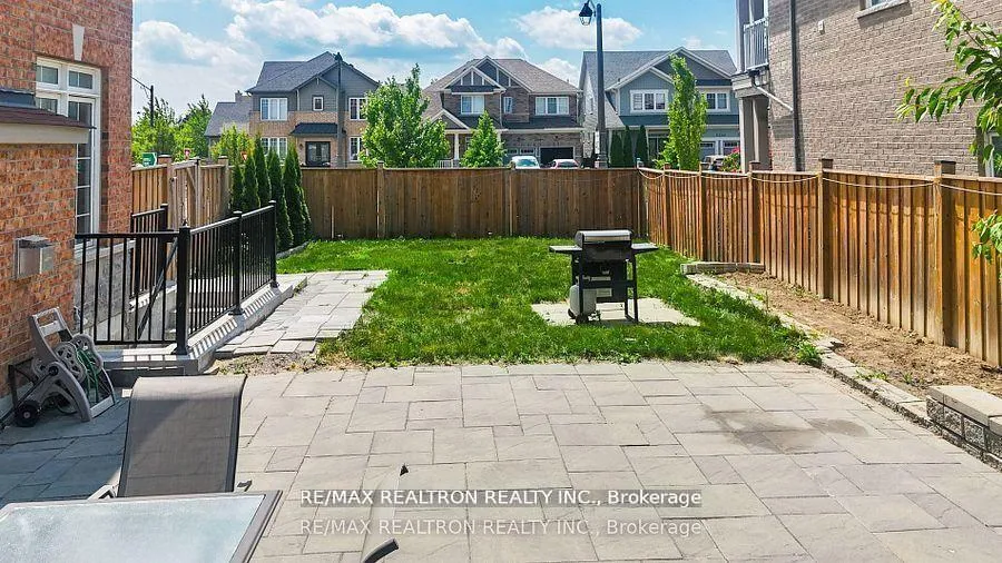 Photo 36 of 460 Gulfstream Avenue, Oshawa, Windfields — HOMEH