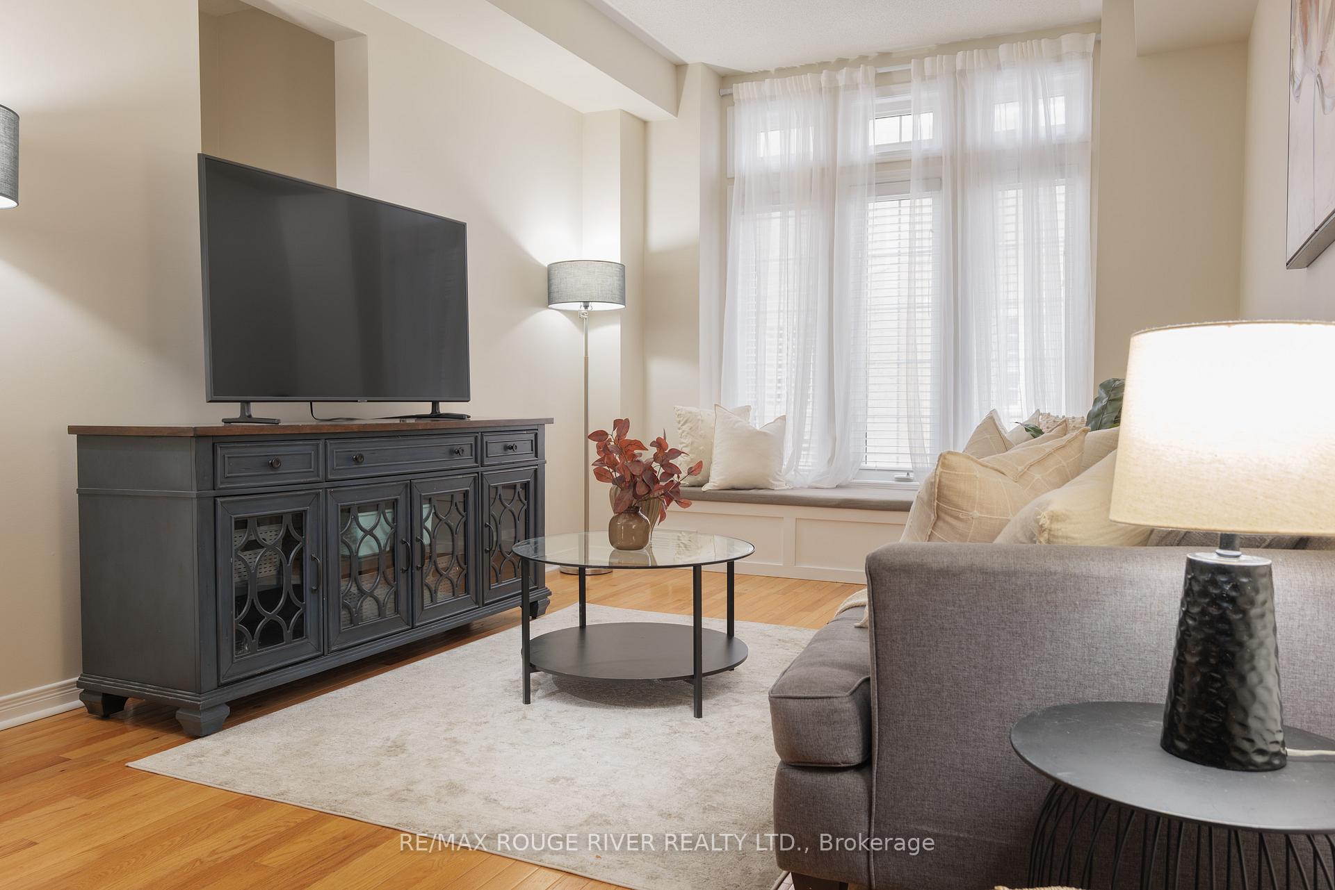 Photo 5 of Unit 16, 530 Kingston Road, Pickering, Woodlands — HOMEH