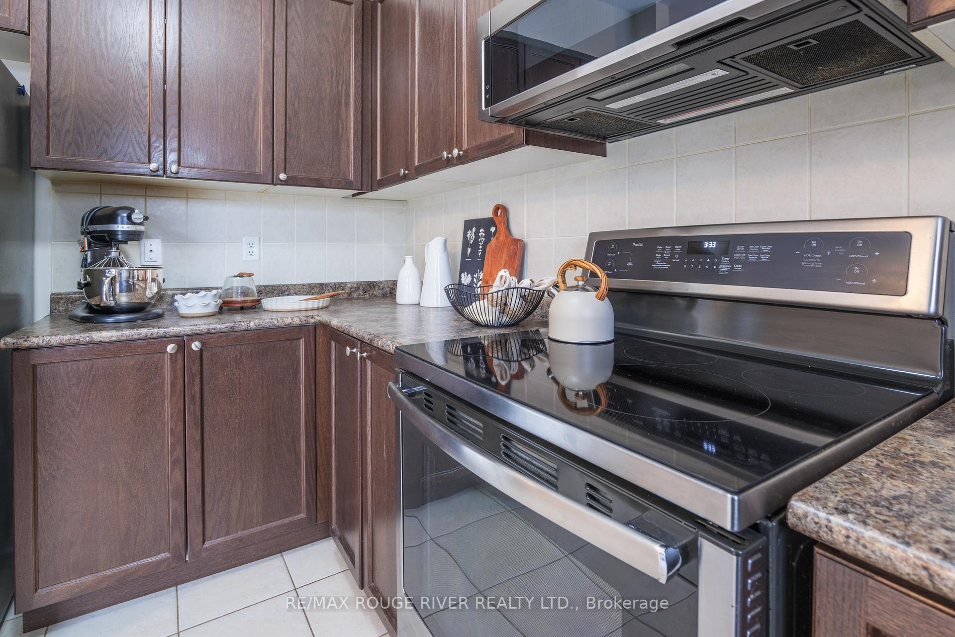 Photo 15 of Unit 16, 530 Kingston Road, Pickering, Woodlands — HOMEH