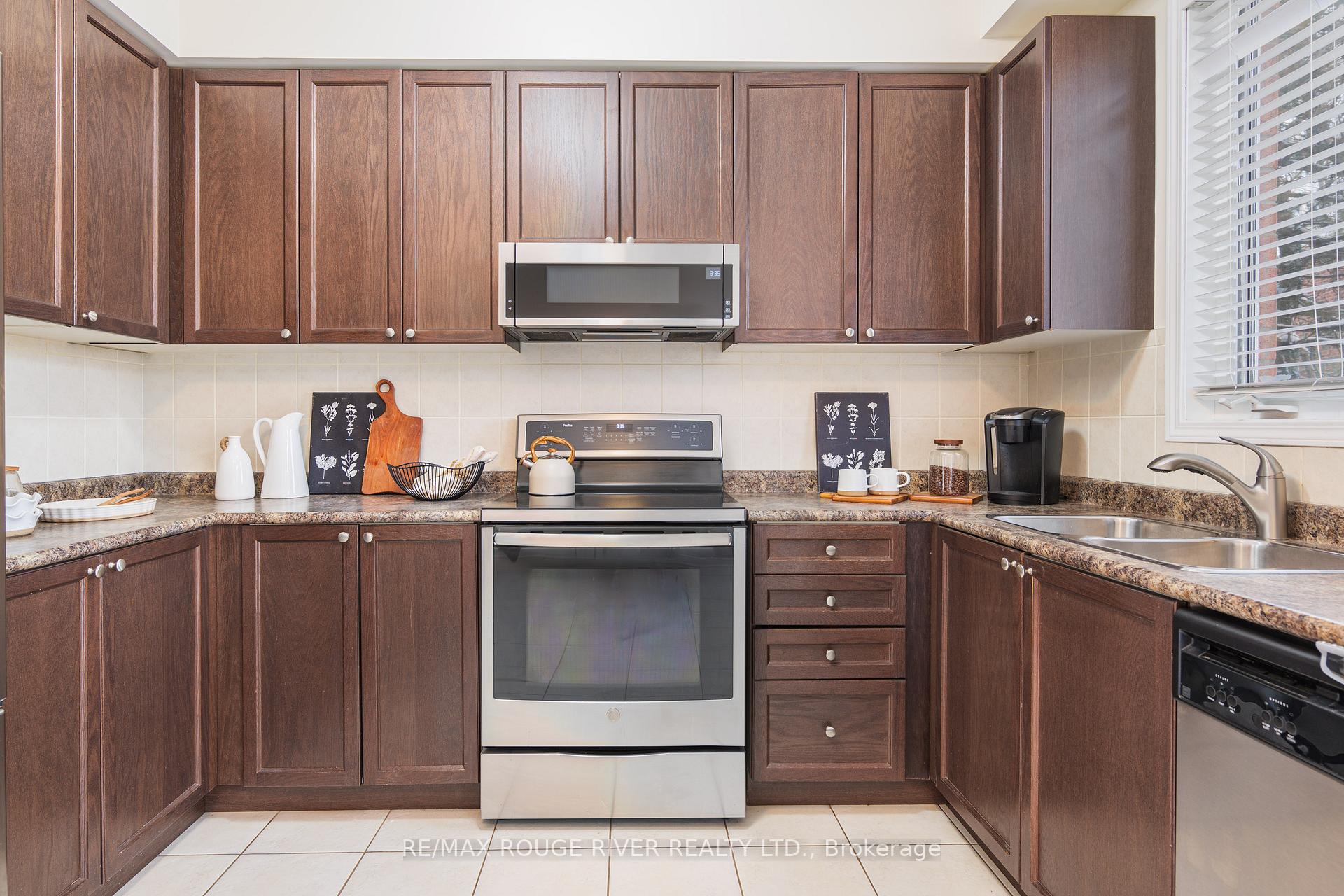 Photo 17 of Unit 16, 530 Kingston Road, Pickering, Woodlands — HOMEH