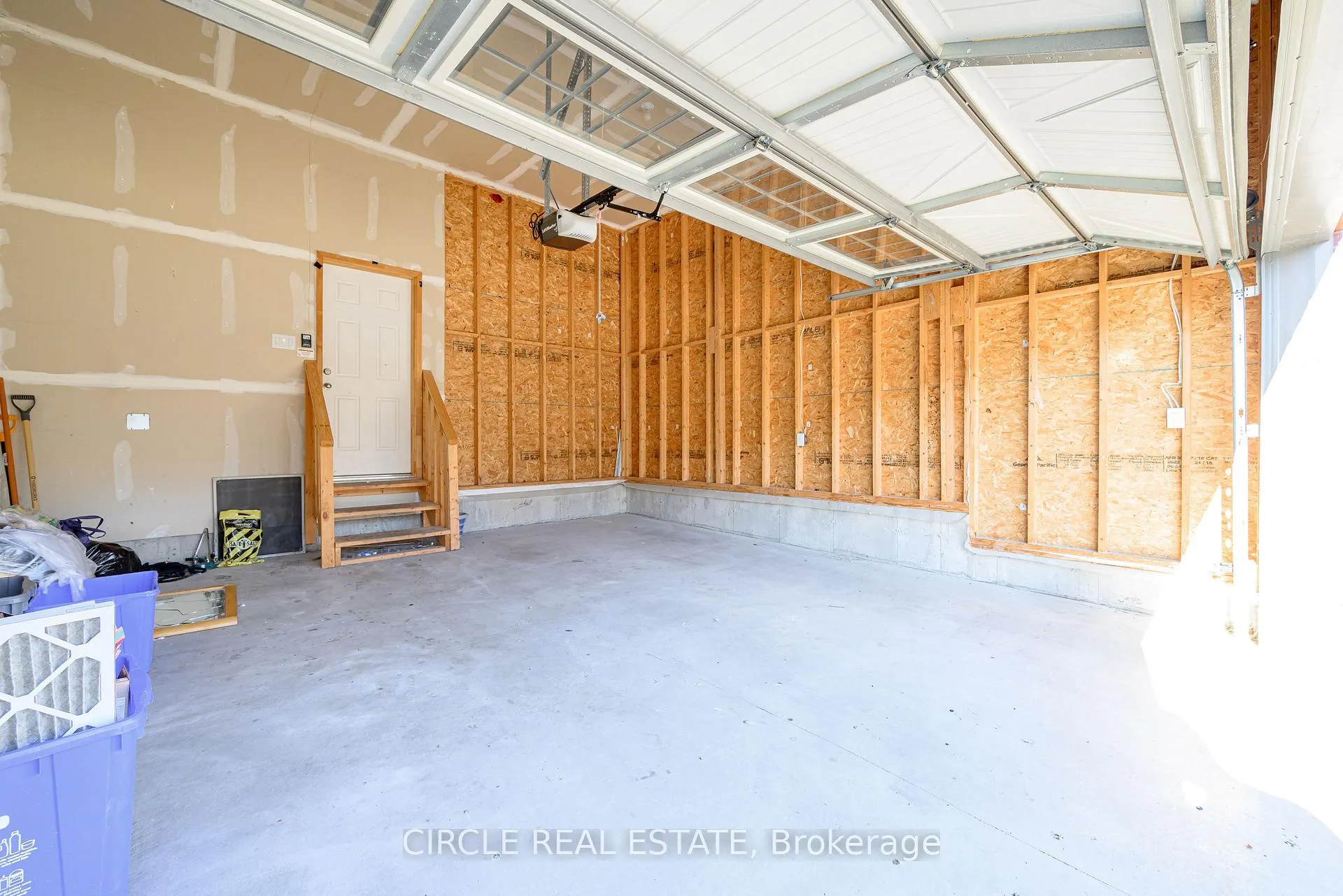 Photo 38 of 720 Whetstone Lane, Peterborough, Northcrest Ward 5 — HOMEH