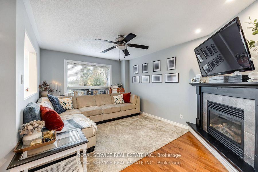 Photo 8 of 446 Abound Crescent, Peterborough, Ashburnham Ward 4 — HOMEH