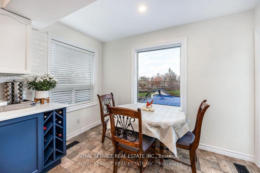 Photo 15 of 446 Abound Crescent, Peterborough, Ashburnham Ward 4 — HOMEH