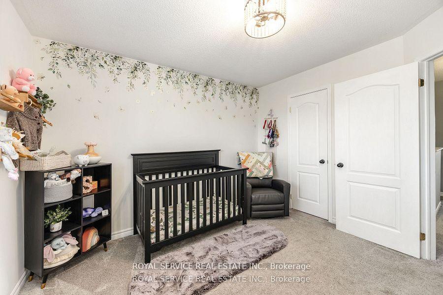 Photo 30 of 446 Abound Crescent, Peterborough, Ashburnham Ward 4 — HOMEH