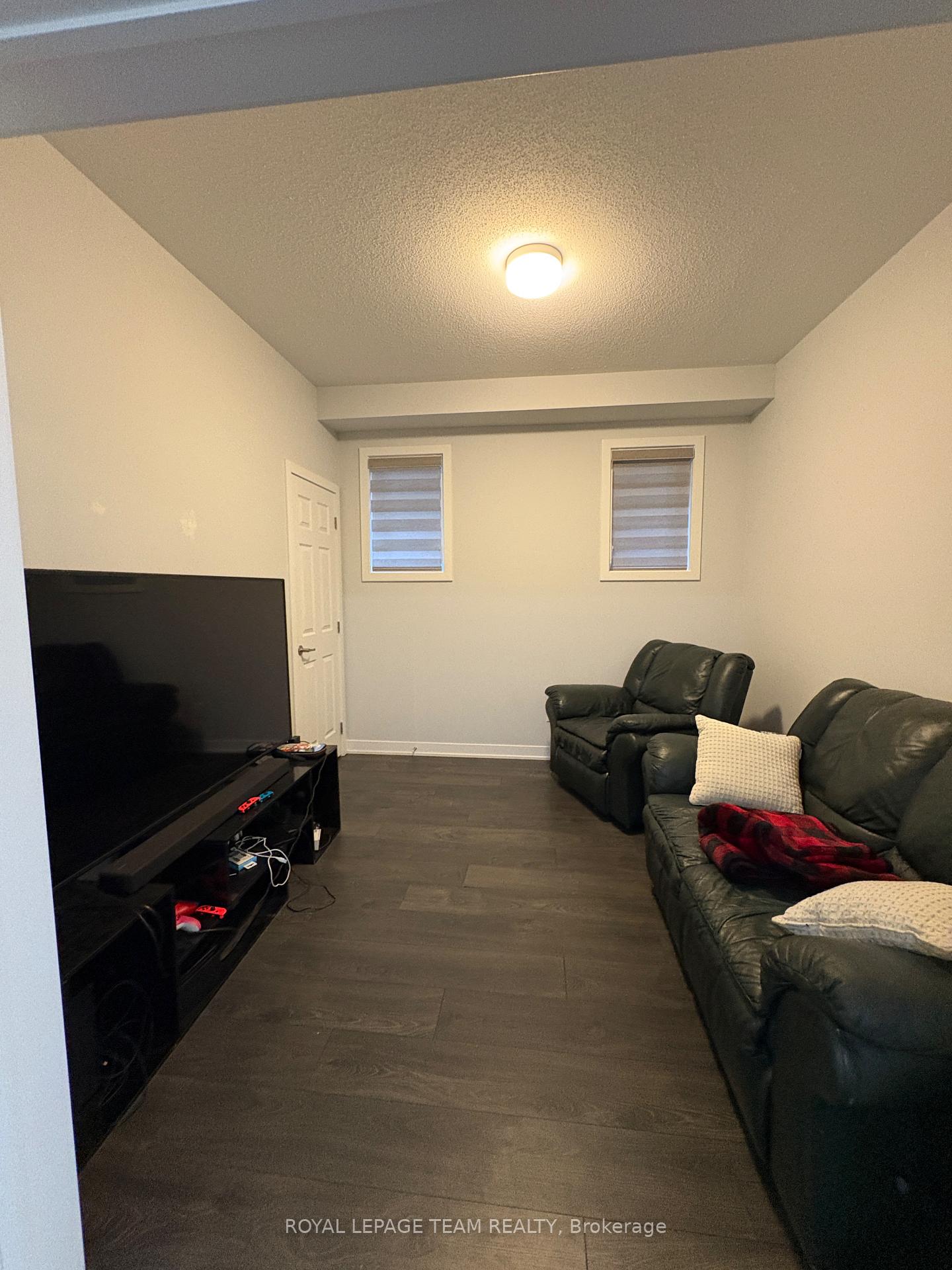 Photo 10 of 607 Cygnus Street, Ottawa, Barrhaven - Half Moon Bay — HOMEH
