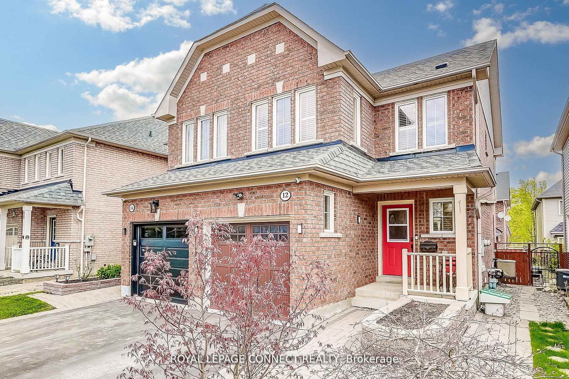Photo 2 of 12 Aldonschool Court, Ajax, South East — HOMEH