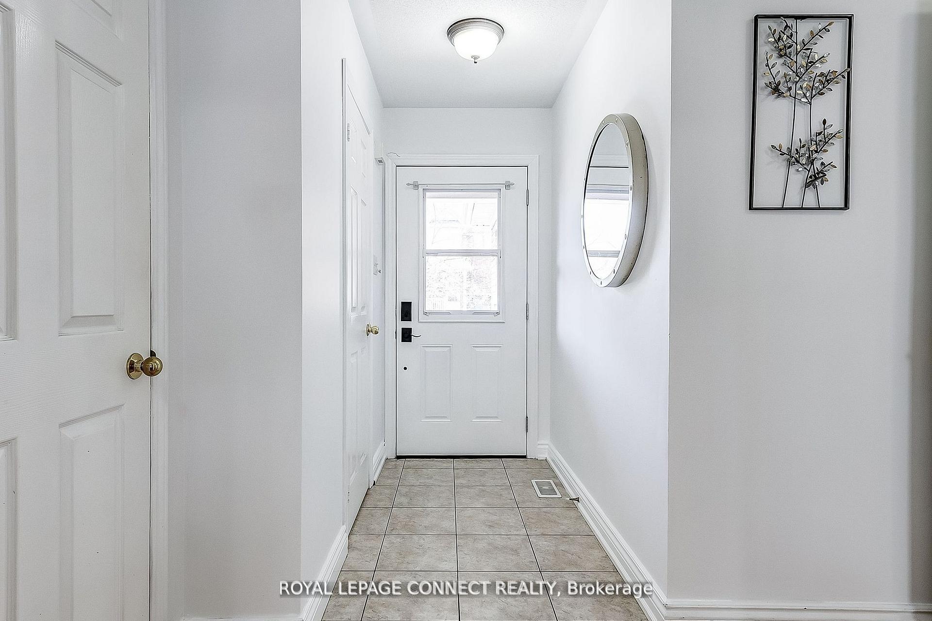 Photo 3 of 12 Aldonschool Court, Ajax, South East — HOMEH
