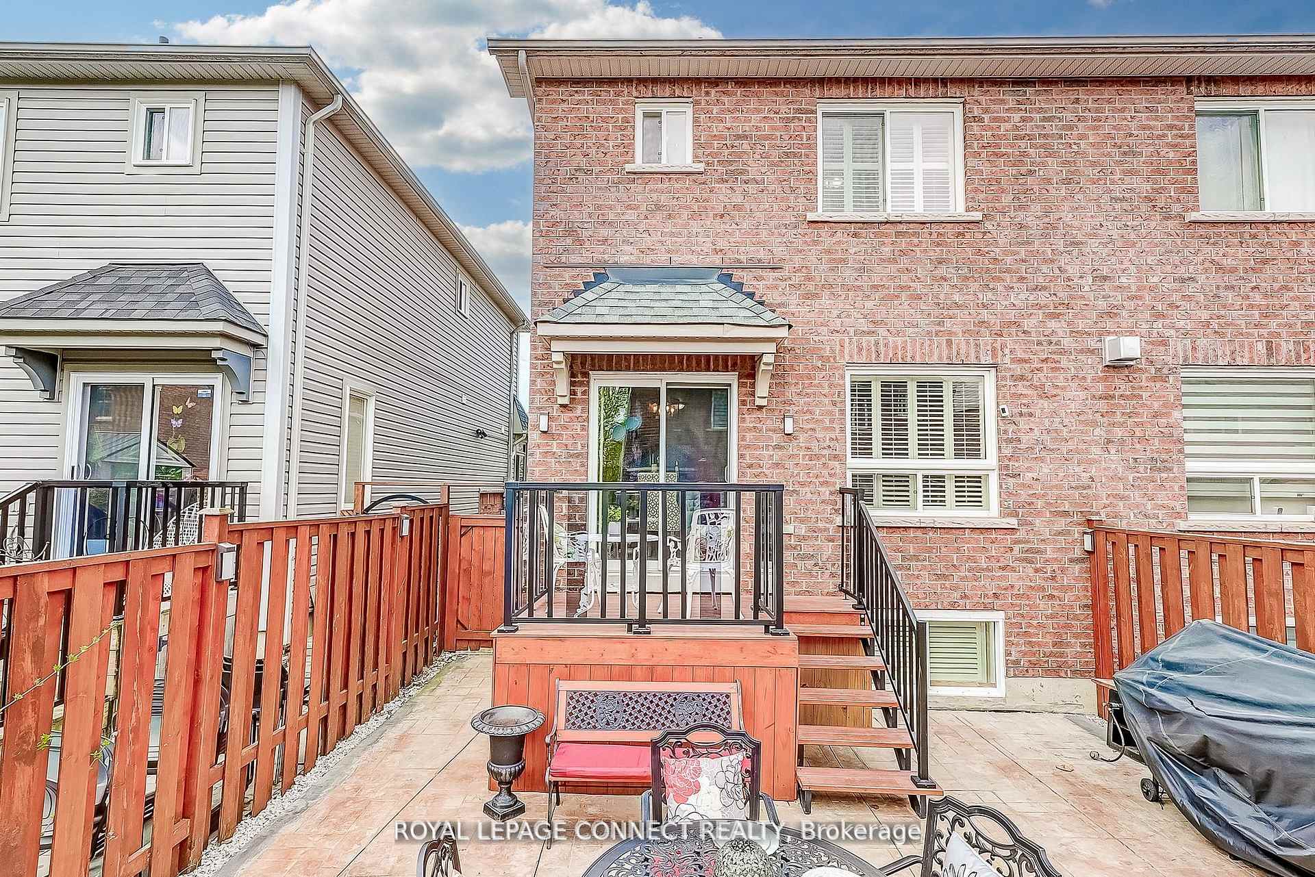 Photo 33 of 12 Aldonschool Court, Ajax, South East — HOMEH