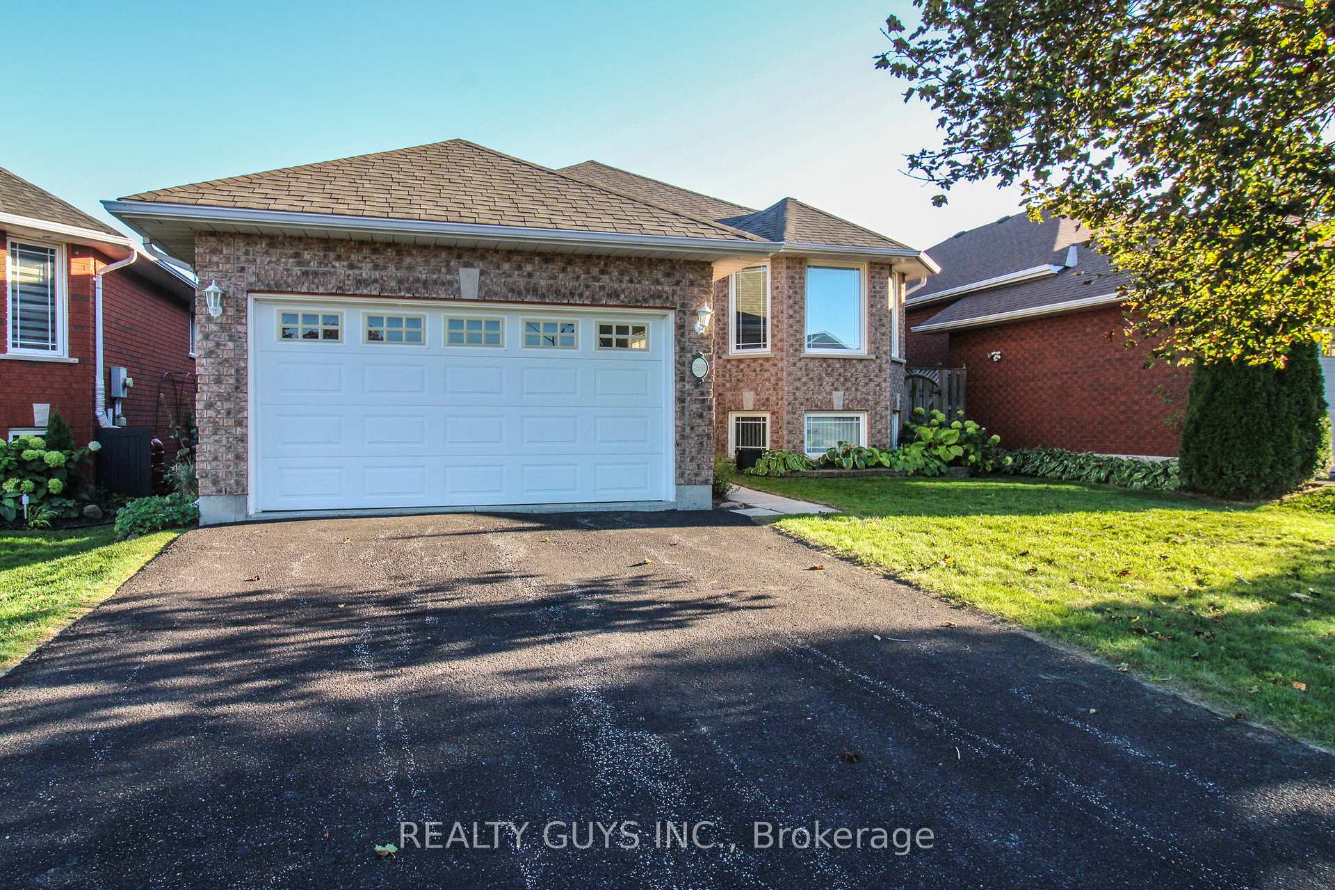 Photo 1 of 233 Odette Road, Peterborough, Monaghan Ward 2 — HOMEH