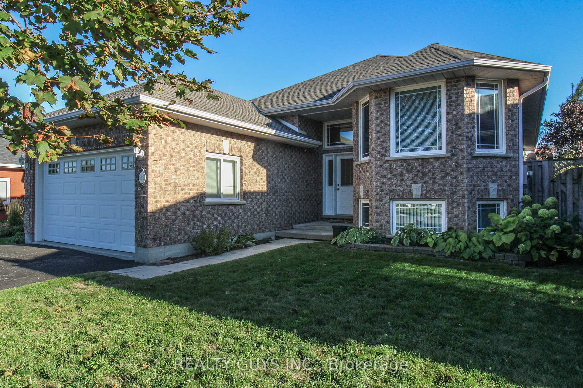 Photo 2 of 233 Odette Road, Peterborough, Monaghan Ward 2 — HOMEH