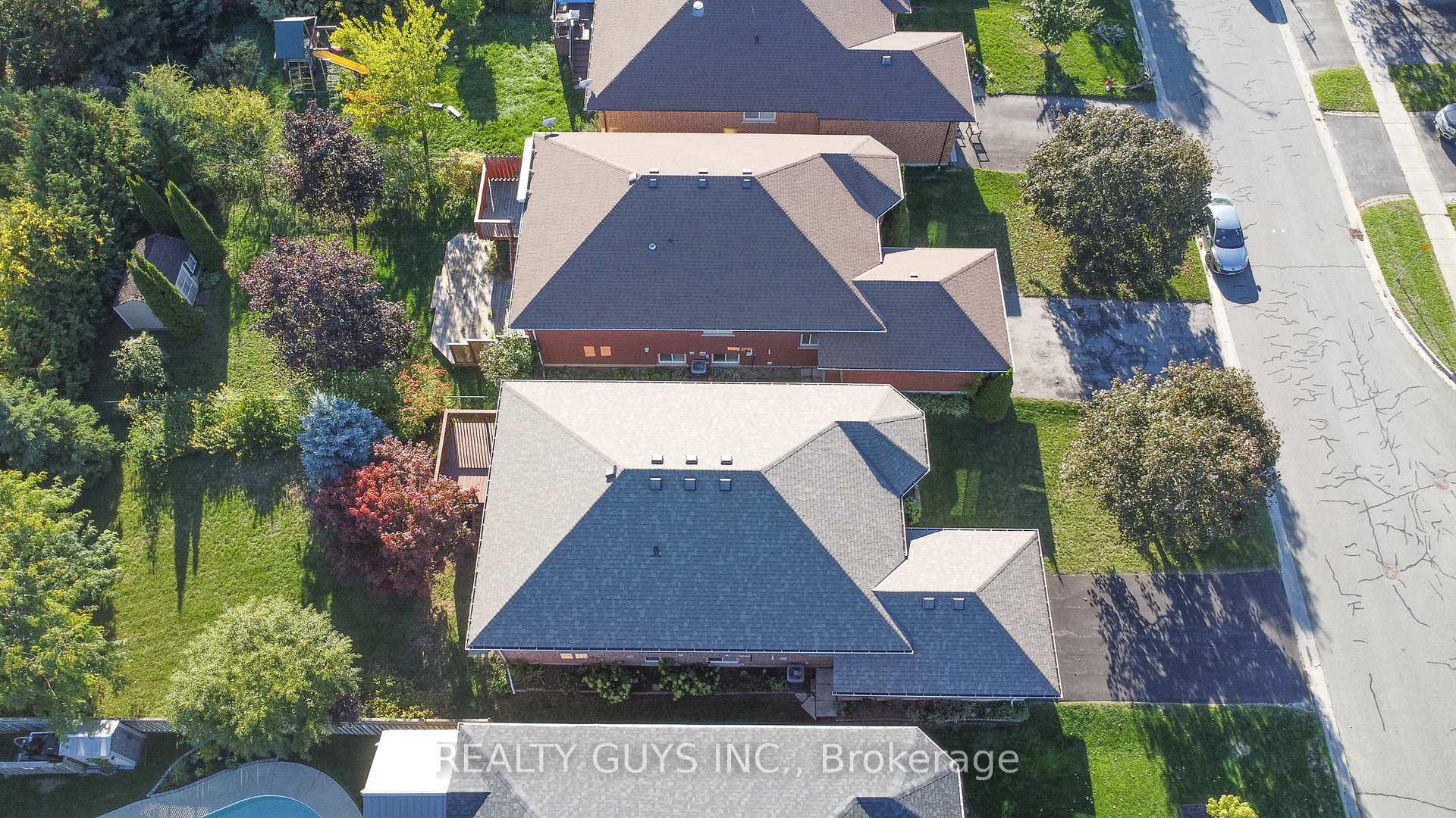 Photo 3 of 233 Odette Road, Peterborough, Monaghan Ward 2 — HOMEH