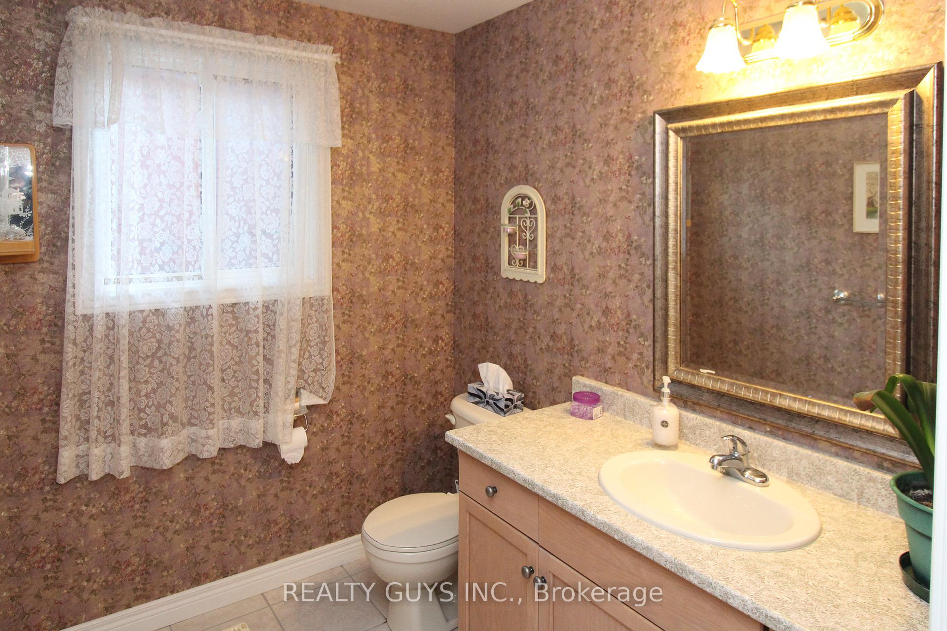 Photo 8 of 233 Odette Road, Peterborough, Monaghan Ward 2 — HOMEH