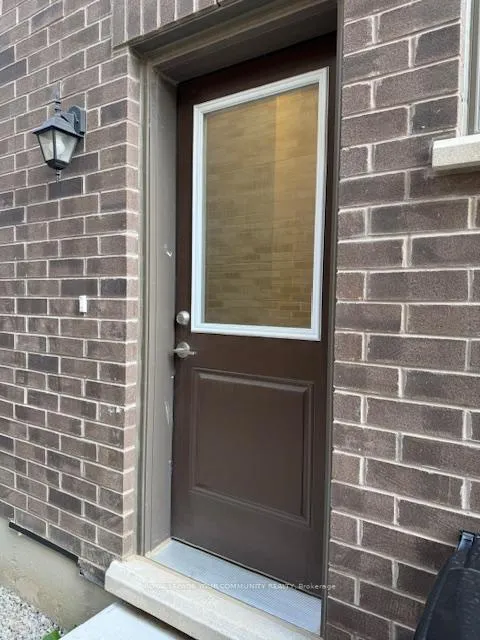 Photo 18 of 65 Phoenix Boulevard, Barrie, Rural Barrie Southeast — HOMEH
