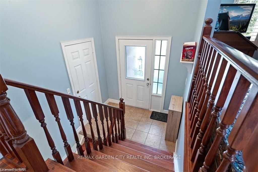 Photo 5 of 19 Glen Park Drive, Welland, Prince Charles — HOMEH