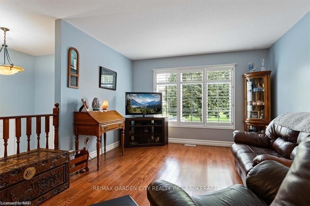 Photo 7 of 19 Glen Park Drive, Welland, Prince Charles — HOMEH
