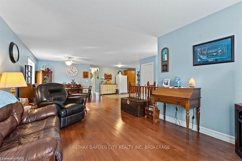 Photo 8 of 19 Glen Park Drive, Welland, Prince Charles — HOMEH