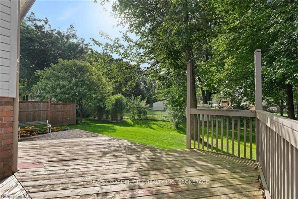 Photo 24 of 19 Glen Park Drive, Welland, Prince Charles — HOMEH