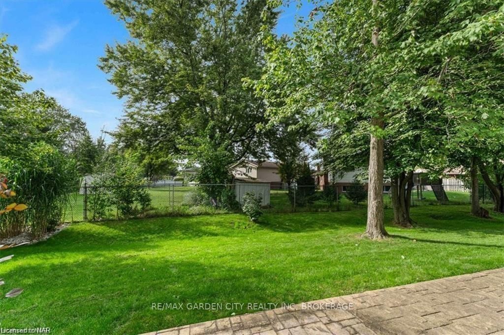 Photo 26 of 19 Glen Park Drive, Welland, Prince Charles — HOMEH