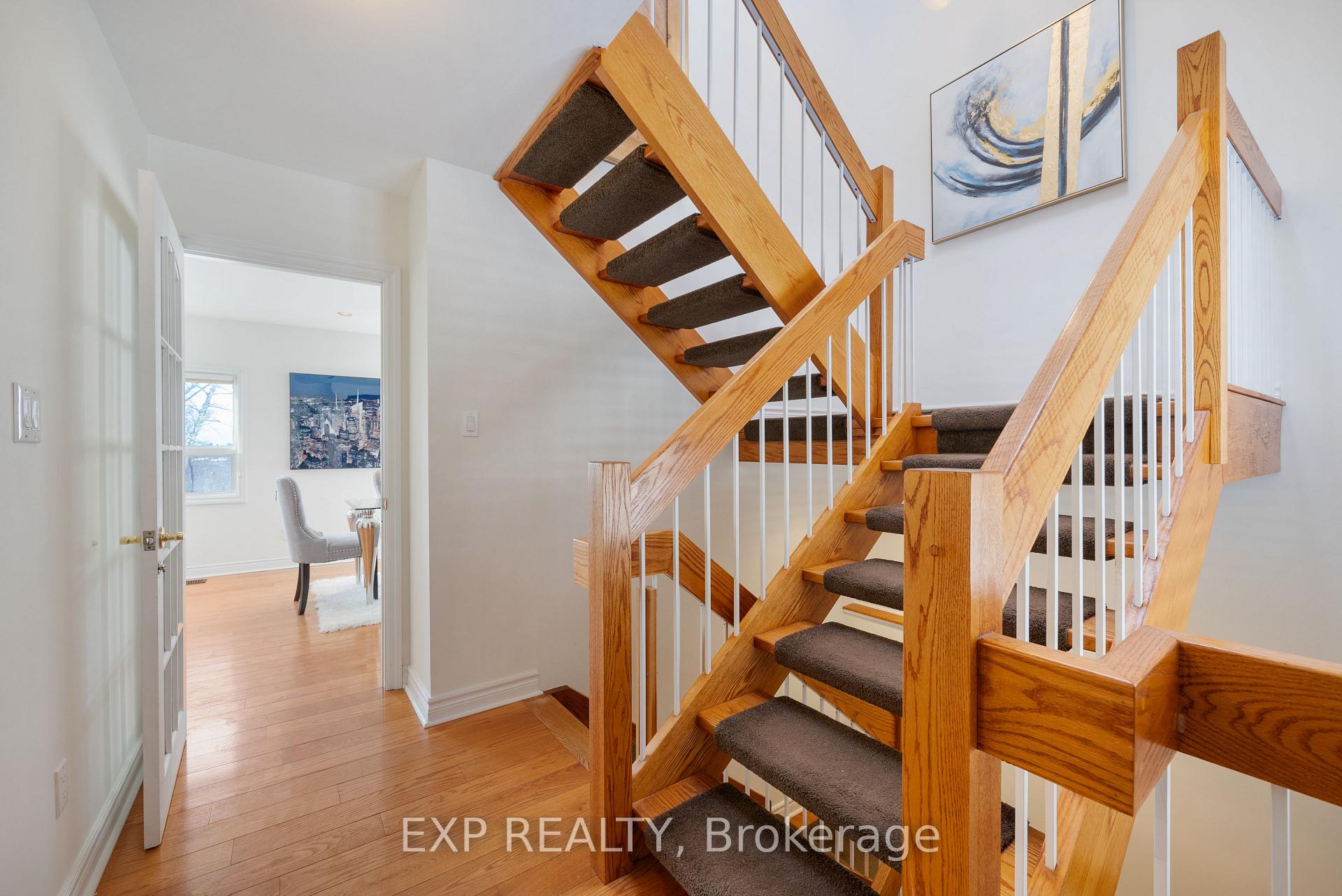 Photo 4 of 494 Rougemount Drive S, Pickering, Rosebank — HOMEH
