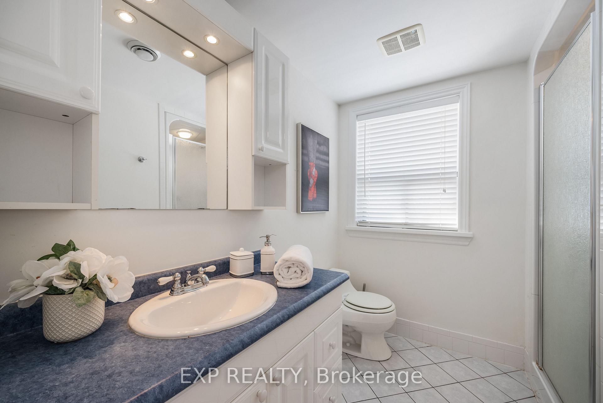 Photo 23 of 494 Rougemount Drive S, Pickering, Rosebank — HOMEH