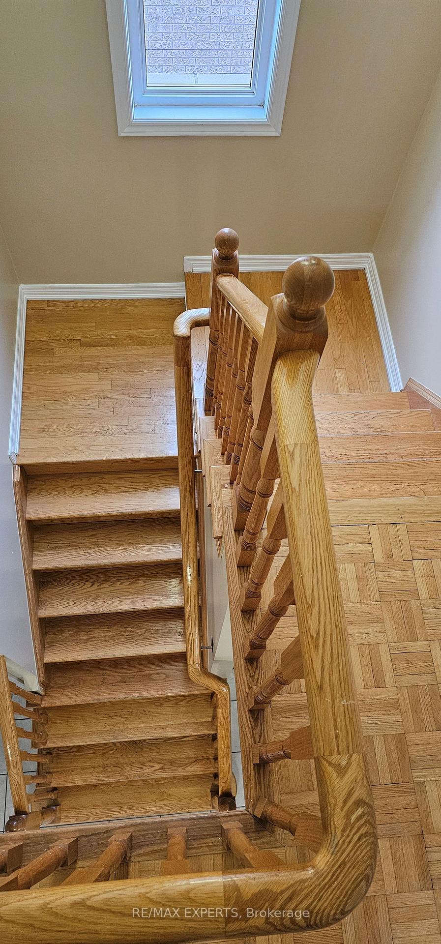Photo 30 of 52 Fermar Drive, Vaughan, Maple — HOMEH